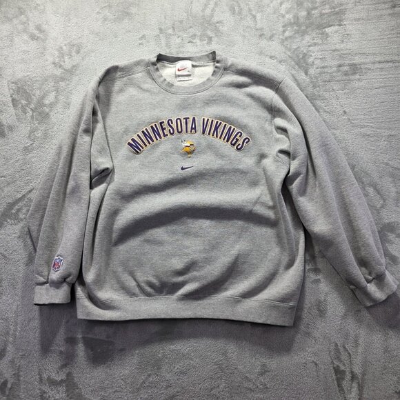 Vintage Nike Sweatshirt Mens XL Minnesota Viking Pullover Sweater Red Swoosh USA - Picture 1 of 10